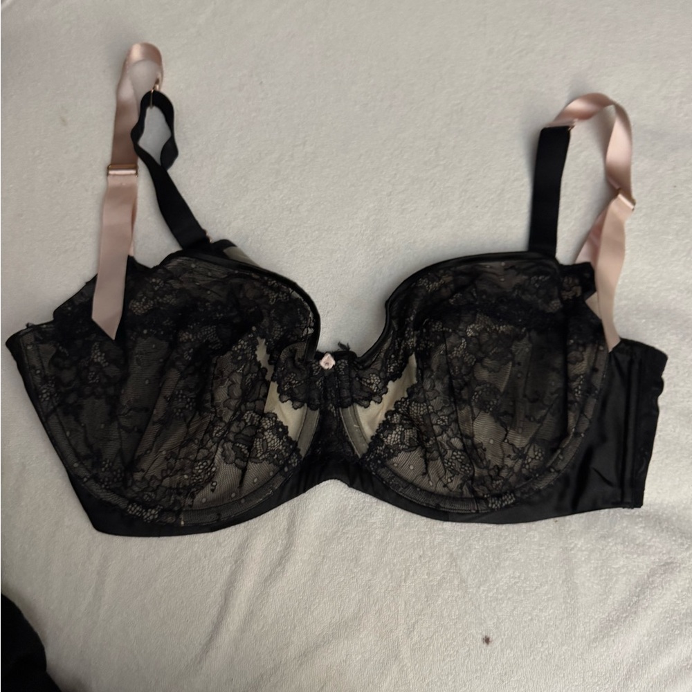 Cacique Black and Pink Lace Bra
